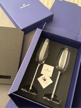 Swarovski Crystal Champagne Flutes with Silver Crystal Stems